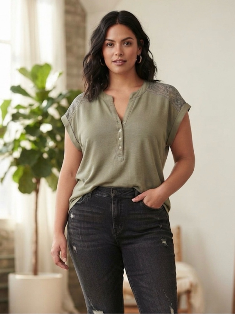 No Boundaries Olive Lace Shoulder Henley Top XL Juniors 15-17 Short Sleeve